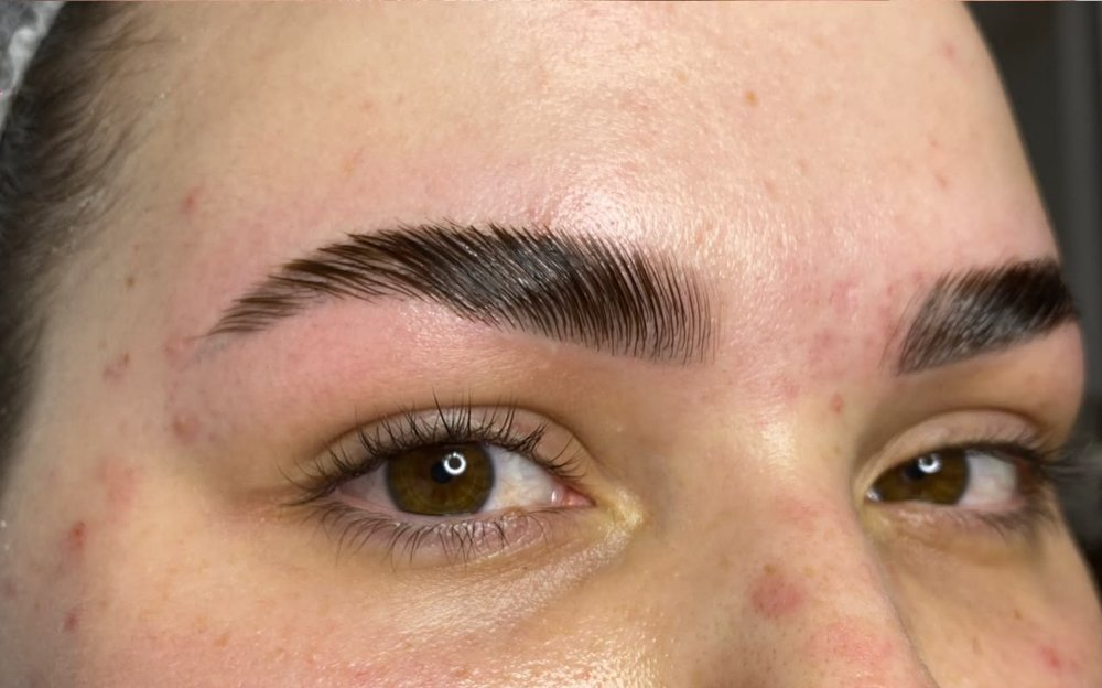 Brow lamination: depois